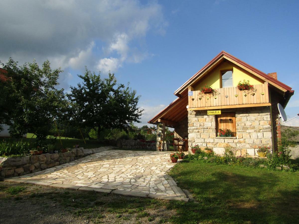 Guest House Emanuela Slunj Luaran gambar